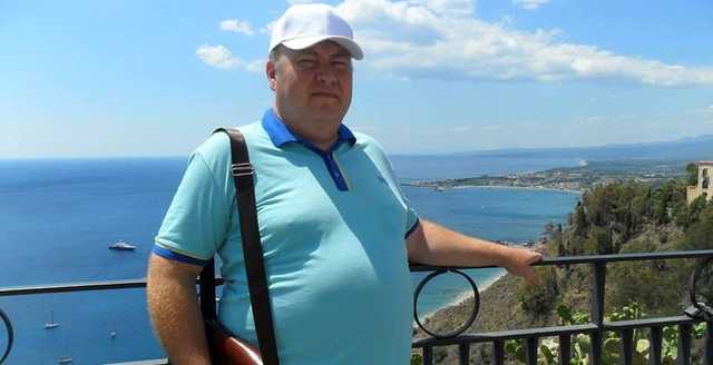 "Давайте обос**м его": в Чернигове из-за Донбасса оплевали экс-депутата