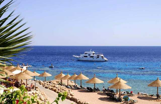 Більше двохсот українських туристів не можуть вилетіти з Єгипту