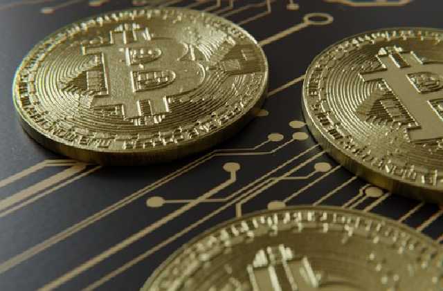 "Куплю квартиру за Bitcoin": готов ли рынок Украины к криптовалютным сделкам