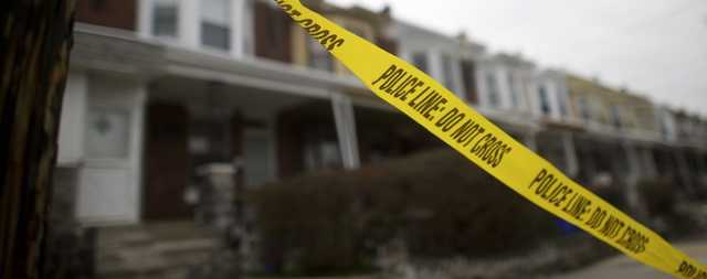 В США стрелки открыли хаотичный огонь по толпе: есть погибшие