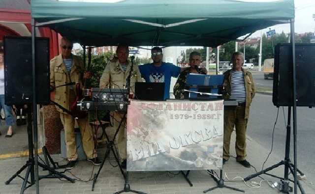 "С ноги в лицо": фанат "ДНР" пожаловался на "б*ндеровцев" в Беларуси