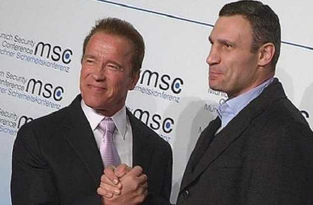 Кличко рассказал, когда в Киев прилетит Шварценеггер