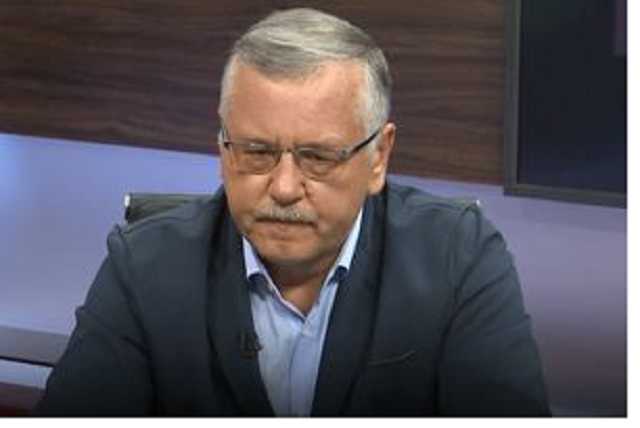 Зарплата военных: Гриценко рассказал о проблемах в армии