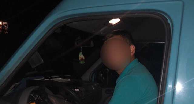 Пьяный за рулем: в Черновицкой области полицейские задержали водителя маршрутки