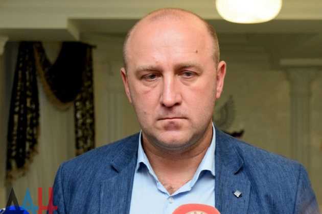 «Министр» «ДНР»: Россия травит дончан ядом и обойным клеем в колбасе