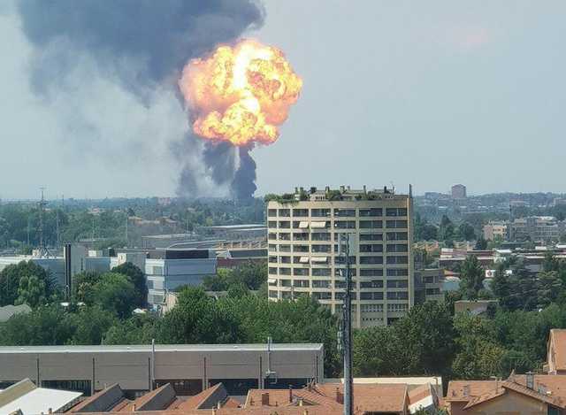 Возле аэропорта Болоньи прогремел мощный взрыв