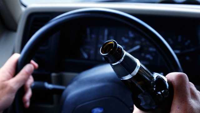 "Забыл, что пьяненький": в Киеве на тротуаре поймали "камикадзе" на авто