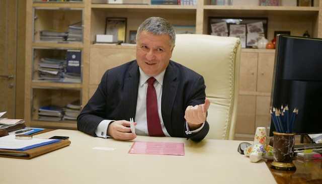 Сергей Лещенко: “История с “рюкзаками Авакова” никого ничему не научила”