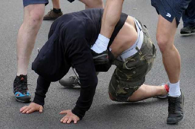 Массовая драка на Закарпатье: ромы выбирали нового барона