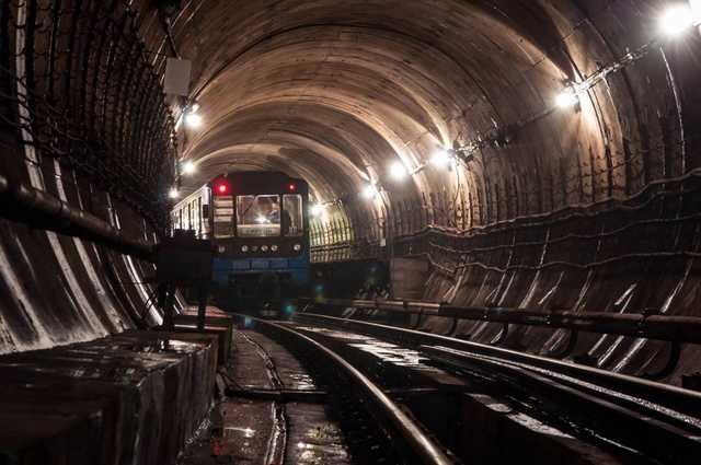 В Сети раскритиковали инициативу депутатов установить в Киевском метро систему за 140 миллионов