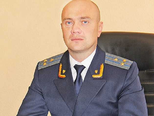 Як херсонський прокурор Юрій Ясеницький олігархом став: подробиці