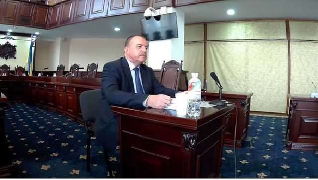 Судья Киевского окружного админсуда Валерий Журавель: «судит» украинцев всей своей родней