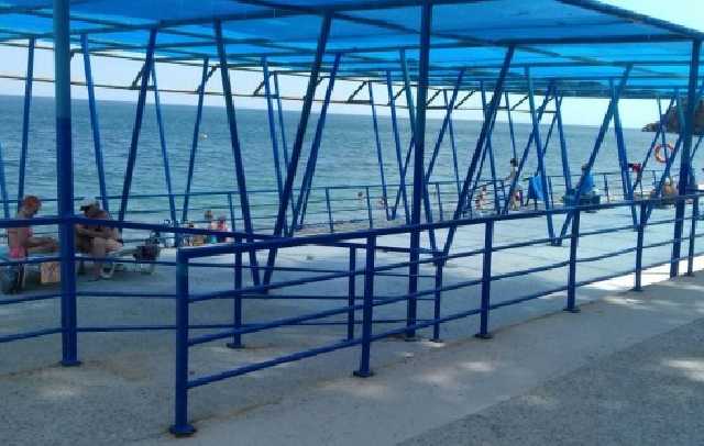 "Моя соседка, имевшая бизнес при Украине, едва сдерживала слезы". Как сегодня живет Крым