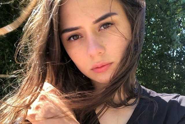 "Будто тянулась позвонить": всплыли детали обнаружения убитой студентки под Житомиром