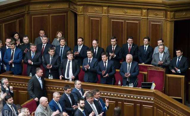 Почему украинцы поддерживают власть, если все так плохо? – Гончаров