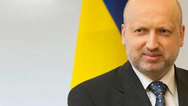 Турчинов: Россия хочет расширить экспансию, Мариуполь под угрозой