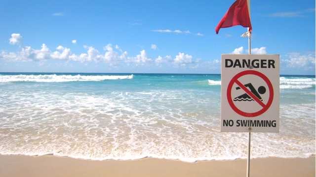 На курортах Болгарии погибли люди - пляжи закрыты для купания