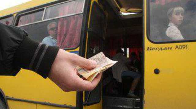 "Вы не хотите платить!" В Украине новый скандал с ветераном в транспорте