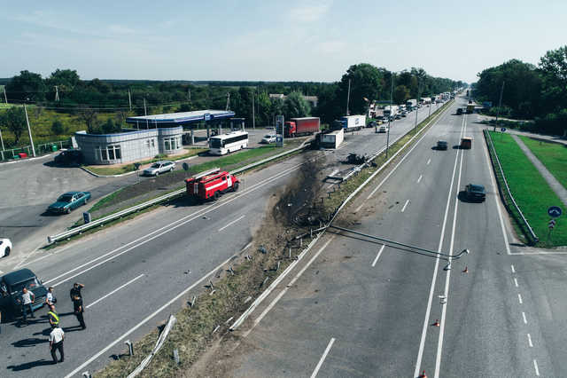 Из-за смертельного ДТП на Житомирской трассе огромная пробка: фото с высоты