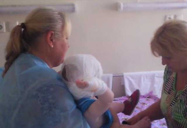 ЧП в детдоме: малыша обожгли кипятком во время купания