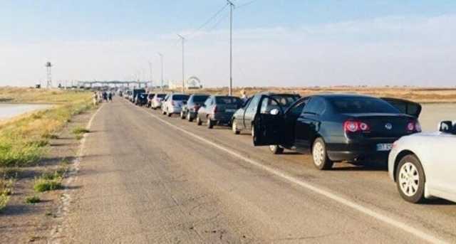 «Сядьте на поезд!»: блогер рассказал, что на самом деле происходит в Крыму