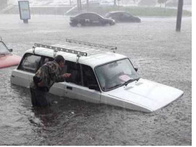 На Львов обрушился аномальный ураган