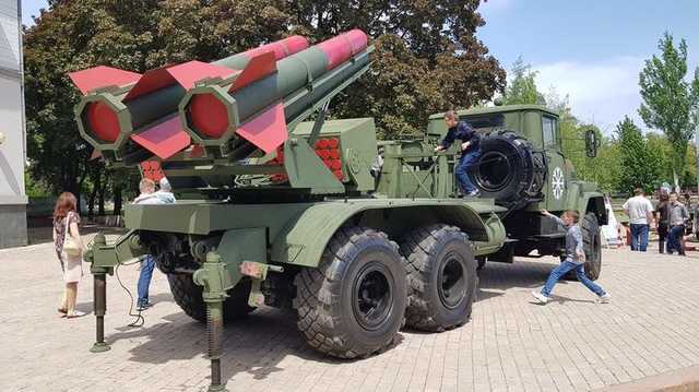 "Огонь по х*хлам": террористы "ДНР" показали "супероружие"