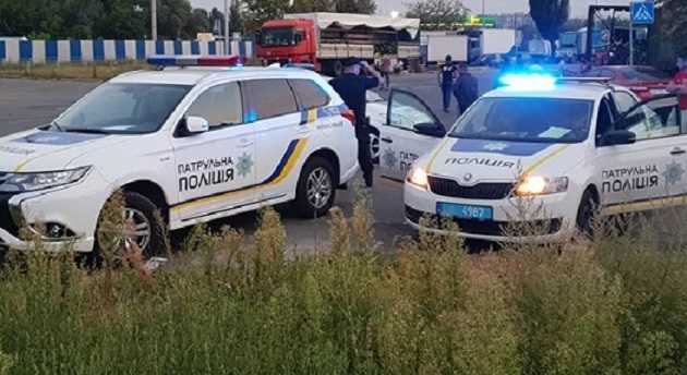 В Киеве на Троещине пьяный водитель на полном ходу сбил пешехода