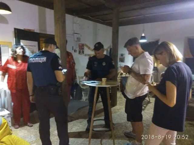 В Мариуполе неизвестные напали на арт-платформу - подозревают радикалов