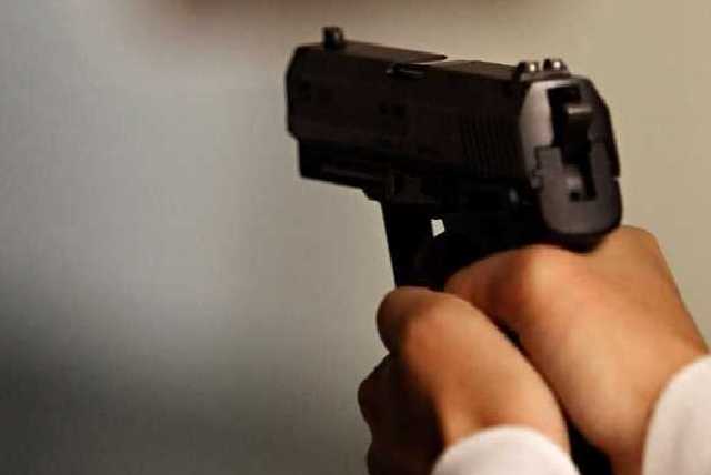 На Луганщині бійка біля крамниці закінчилася стріляниною