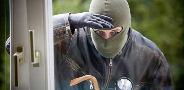 На Печерске за одну ночь обокрали частный элитный детсад и квартиру