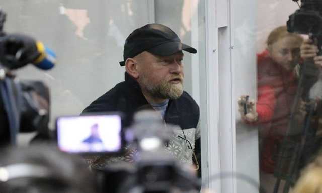 Суд оставил Рубана под арестом