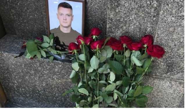 В Харькове попрощаются с погибшим полицейским