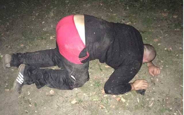 На Буковине местные жители задержали серийного насильника-педофила