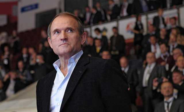 Медведчук получает щедрые «чаевые» за продажу нашей промышленности структурам Кремля – Лещенко