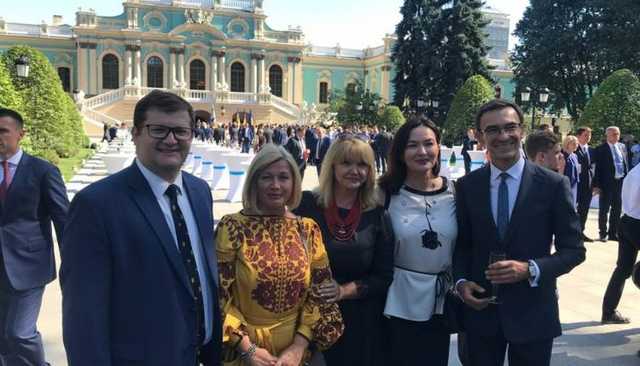 Порошенко провёл закрытый приём в Мариинском дворце