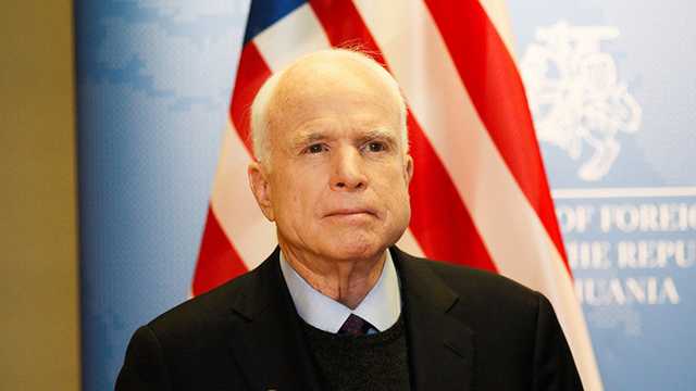 Столичное шоссе в Киеве хотят назвать именем Джона Маккейна