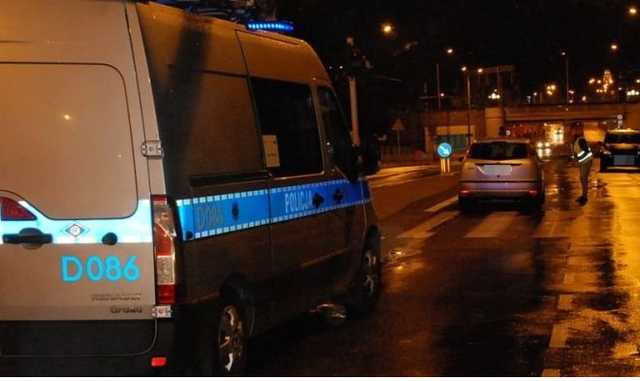 В Польше украинец спрыгнул с тротуара на проезжую часть и погиб в аварии