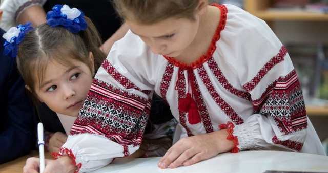 "Скажите, что отменили". Супрун рассказала, что делать, когда в школе требуют медсправку