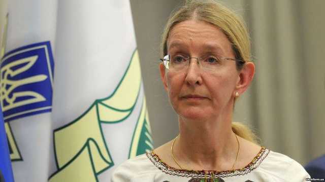 "8 стаканов воды в день – миф". Супрун объяснила украинцам, сколько воды нужно пить