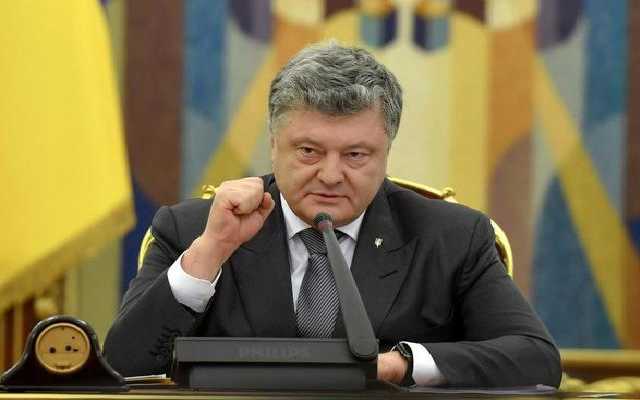 "Рвем паутину": Порошенко заявил о разрыве "дружбы" с Россией