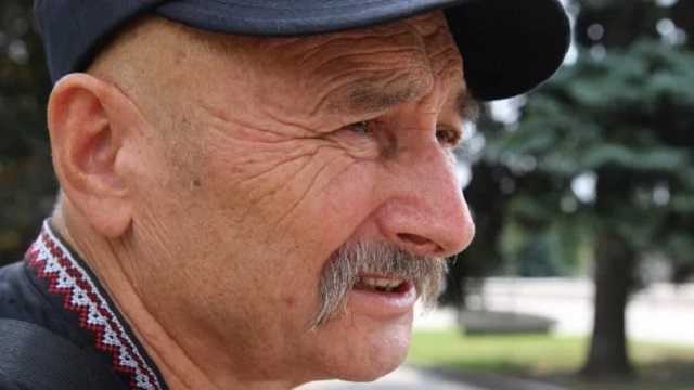 Заставляли тяжело работать и били, – отец пленного о зверствах боевиков