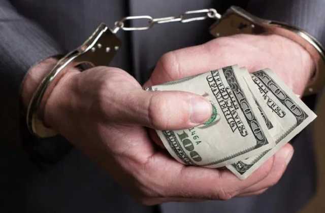 В Одесской области будут судить чиновника за получение $ 129 тысяч взятки