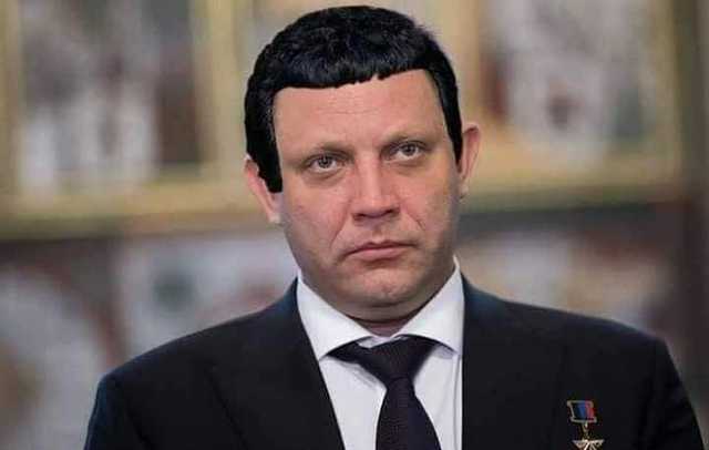 Принуждение к скромности. За что Путин «уволил» Захарченко