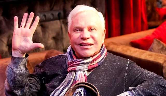 Тяжело больной Борис Моисеев потерял сознание на похоронах Кобзона