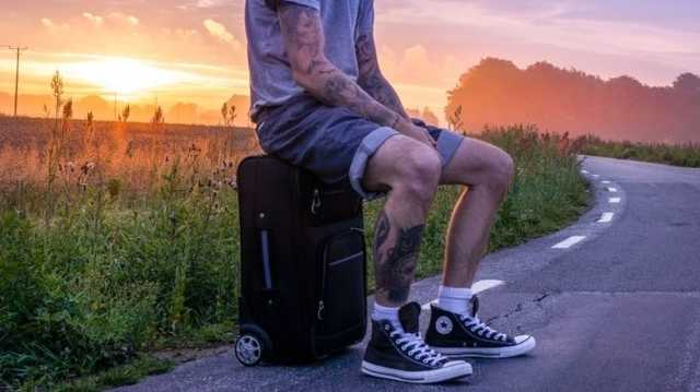 Грузин пытался провезти в Турцию чемодан с живой девушкой из Узбекистана внутри