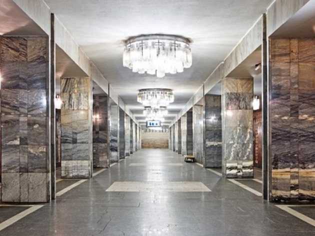 В Киеве один из выходов станции метро Тараса Шевченко закроют до конца октября