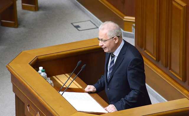 Украинский политик ушел в отставку из-за танца Министра Австрии с Путиным