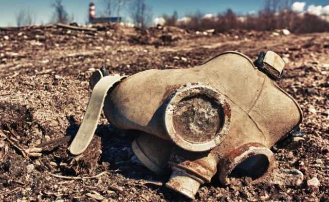 Экокатастрофа в Крыму: Порошенко обвинил военных РФ в ’’химатаке’’