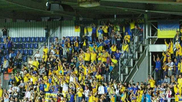 Украинские фанаты спели хит про Путина на матче Лиги наций - видеофакт